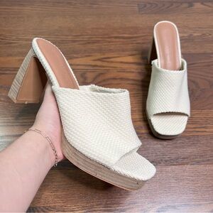 Gabrielle Union Imana 2 platform sandals in beige woven upper, open-toe size 11